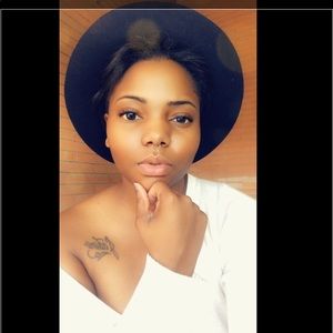 Meet your Posher, Kole